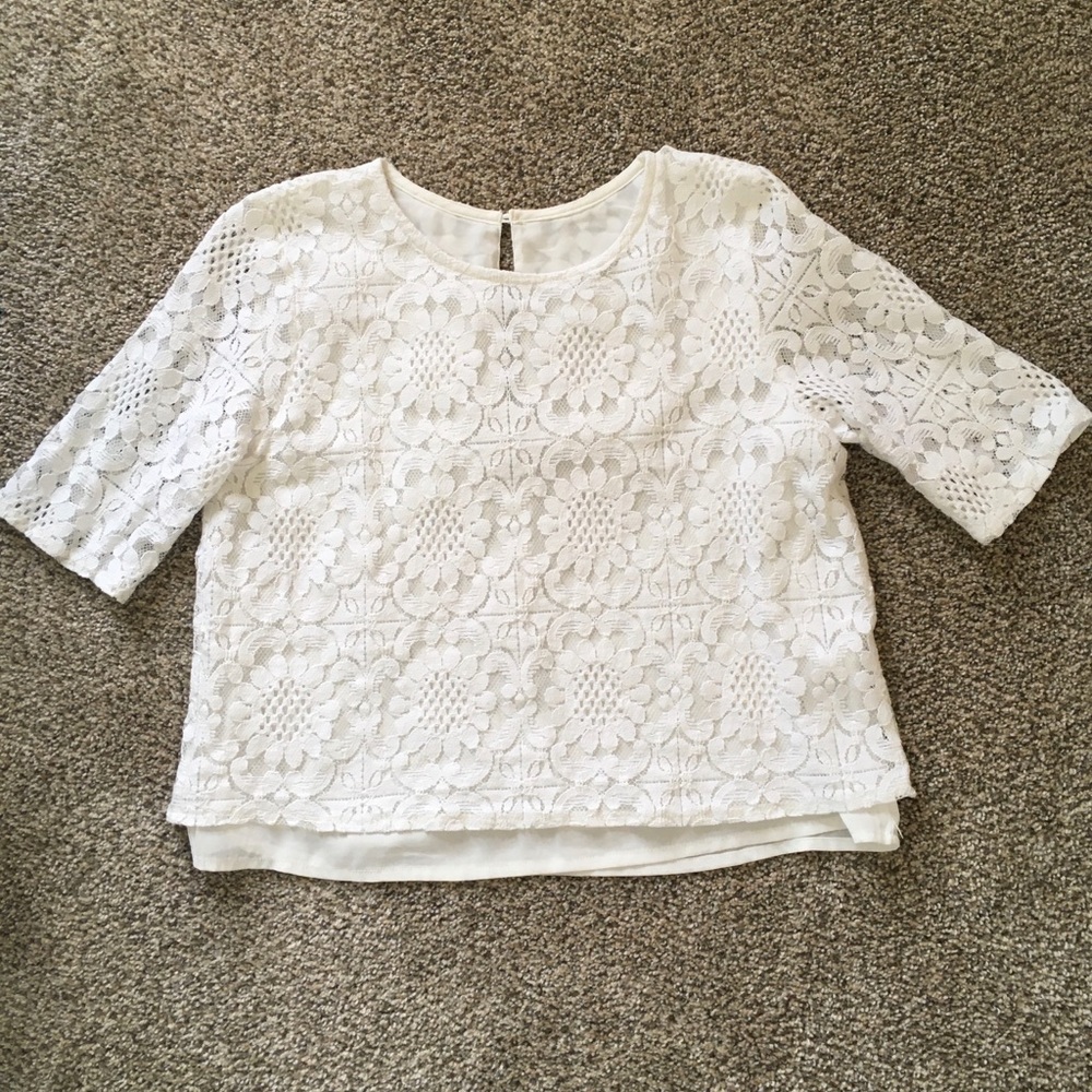 Abercrombie & Fitch White Lace Short Sleeve Crop M